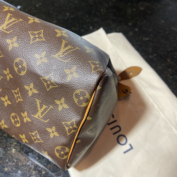 Authentic LV Speedy 25 in great condition, just how you see it in the pictures. - Picture 3 of 14